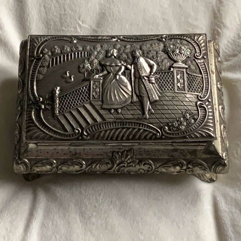 Vintage ornate silver metal jewelry box